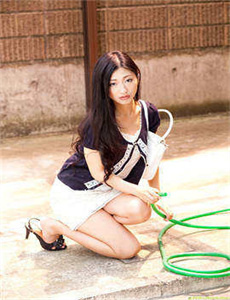 avtt2014天堂网-别害羞抬头看看镜子里的你多美