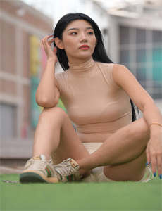 漂亮的保姆中文完整高清-蜜爱100分